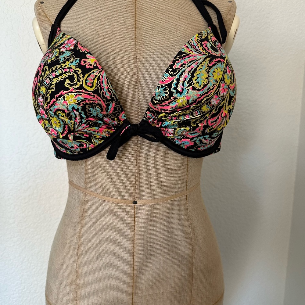 Victoria's Secret Floral Fabulous style Bikini Top with Black Trim